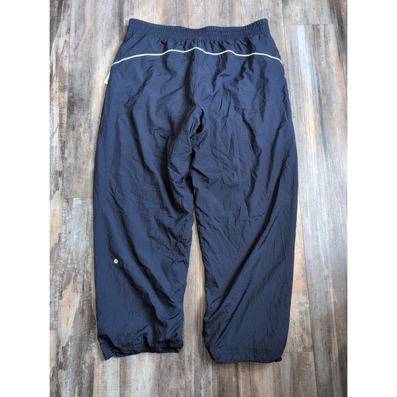 NWT Lululemon License to Train Mid-Rise Lightweight Jogger True Navy NEW Size 14 - Picture 3 of 4